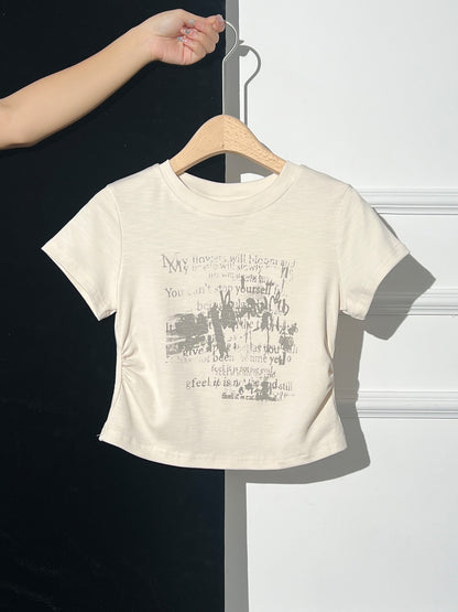 Summer Fashion Round Neck Fitted Tee - Retro Graphic Top for Women