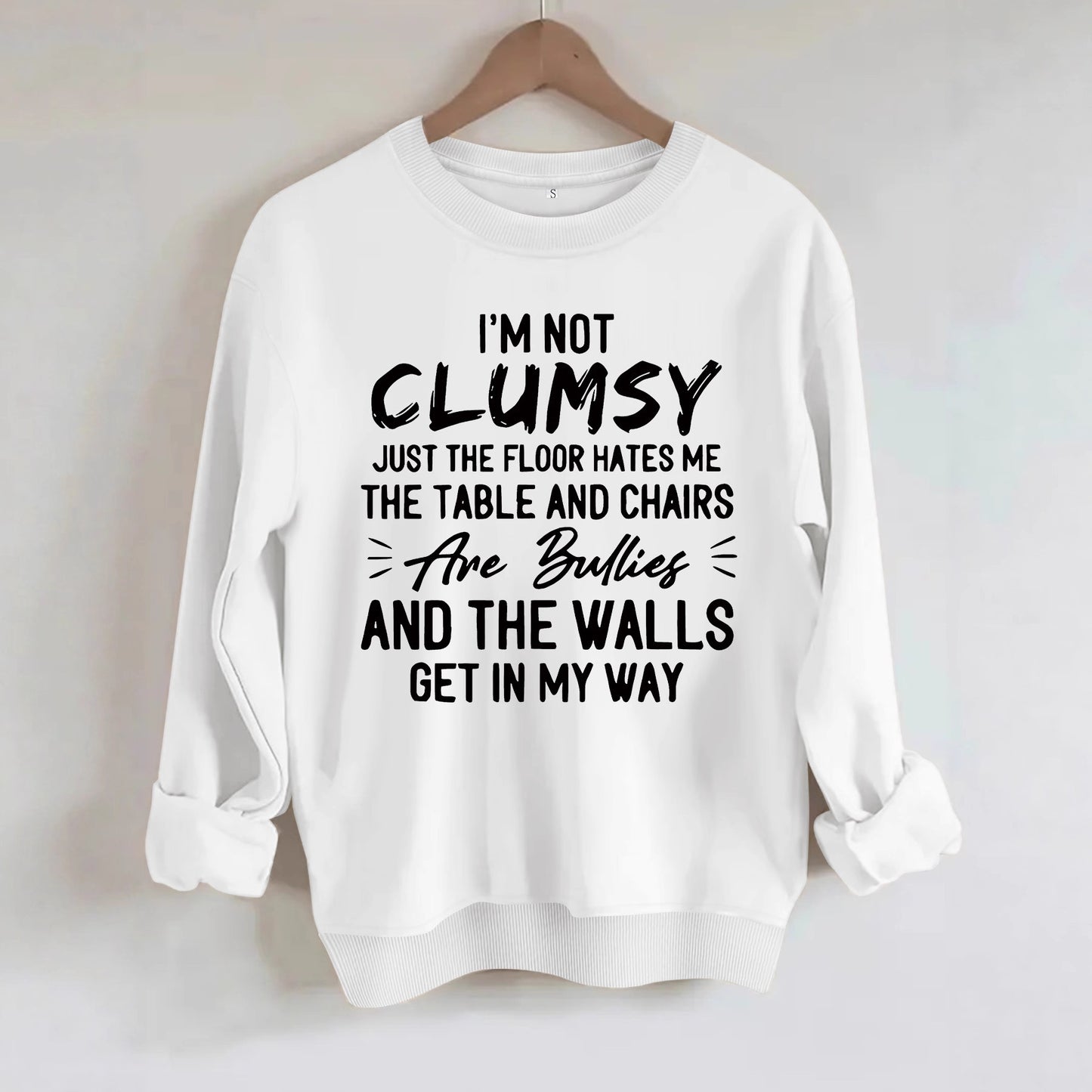 unny "I'm Not Clumsy" Letter Print Sweatshirt | Loose Fit Grey Crewneck Pullover