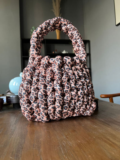 Chunky Hand-Knitted Velvet Yarn Shoulder Bag - Pink