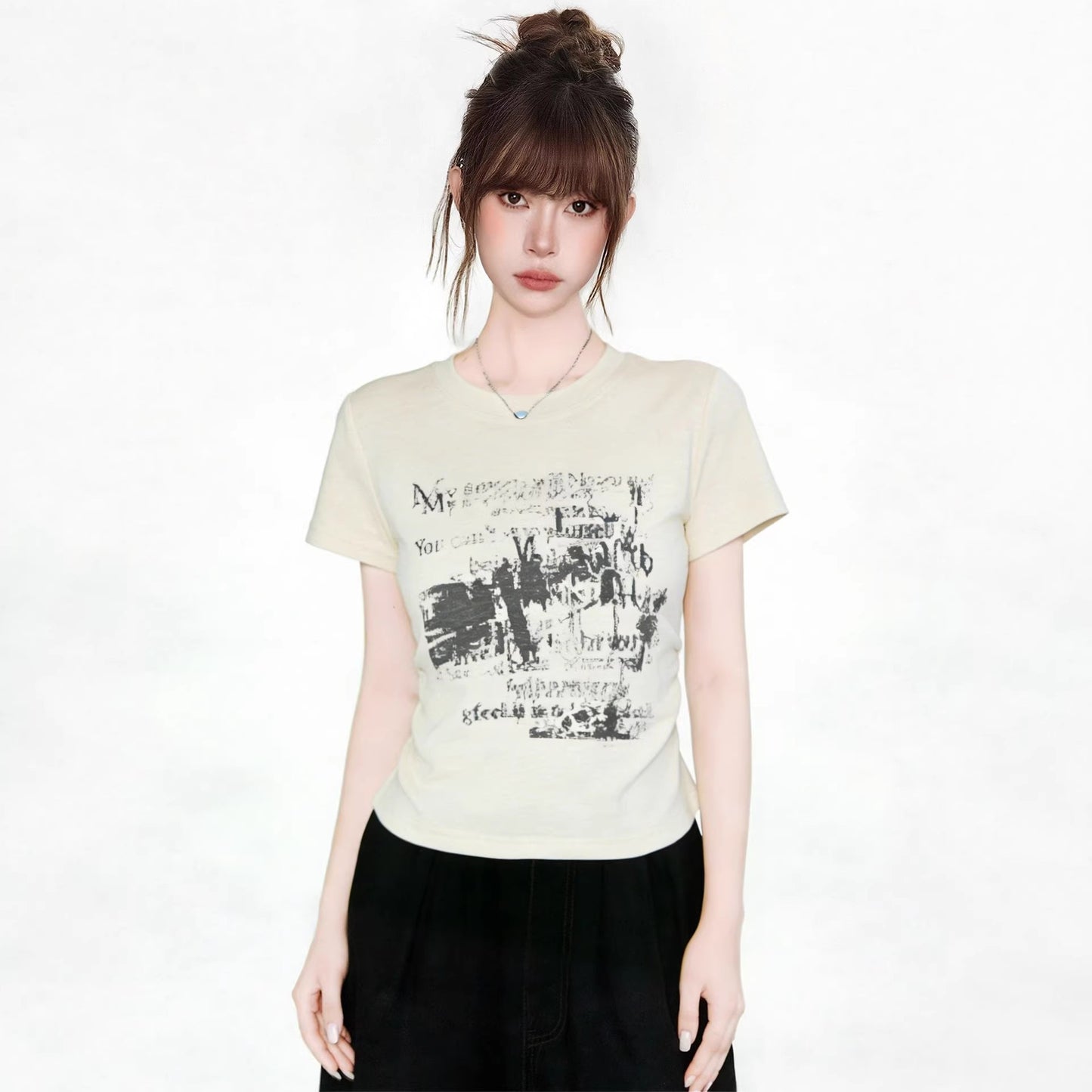 Summer Fashion Round Neck Fitted Tee - Retro Graphic Top for Women