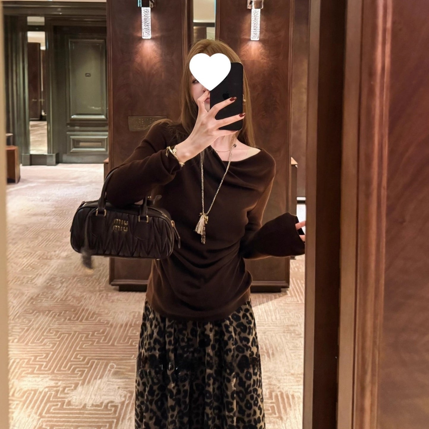 Elegant Off-Shoulder Woolen Knit Top with Design Waistline
