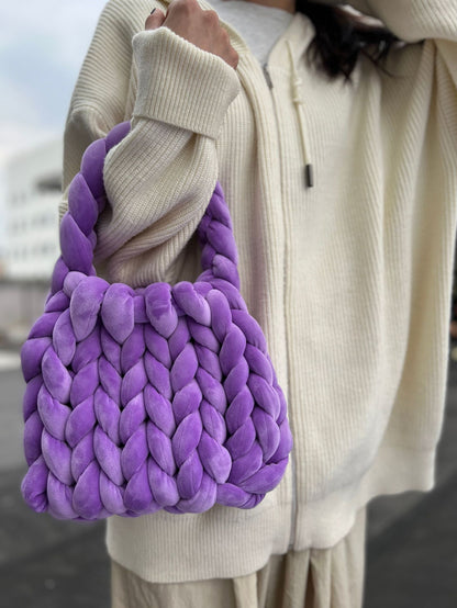 Chunky Hand-Knitted Velvet Yarn Shoulder Bag - Pink