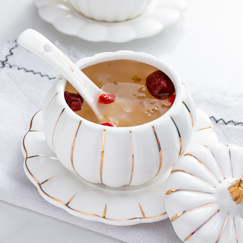 Creative Ceramic Pumpkin Soup Bowl with Lid and Saucer Set