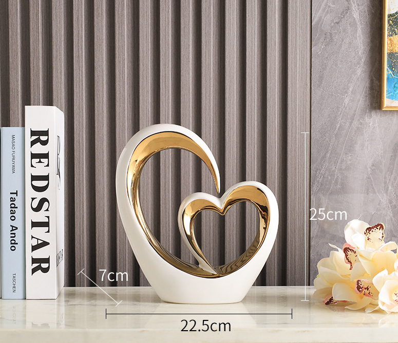 Modern Ceramic Heart-to-Heart Sculpture – Luxury Golden Abstract Love Ornament
