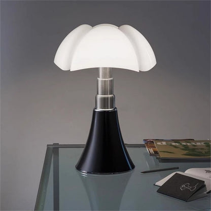 Nordic Floral Nightstand Lamp for Living Room - Bauhaus Bat Lamp Style
