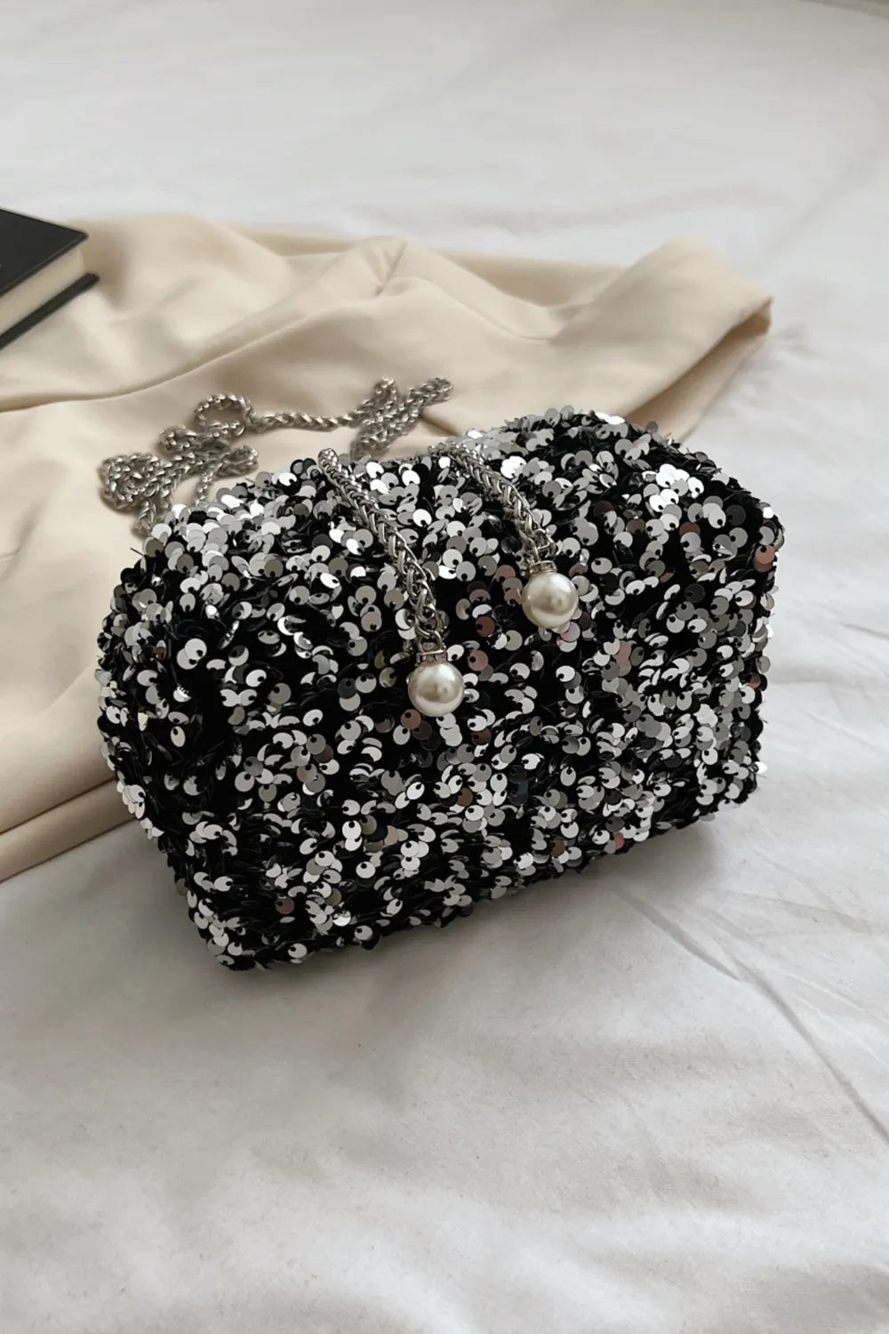 Sparkling Sequin Drawstring Bucket Bag with Chain Strap