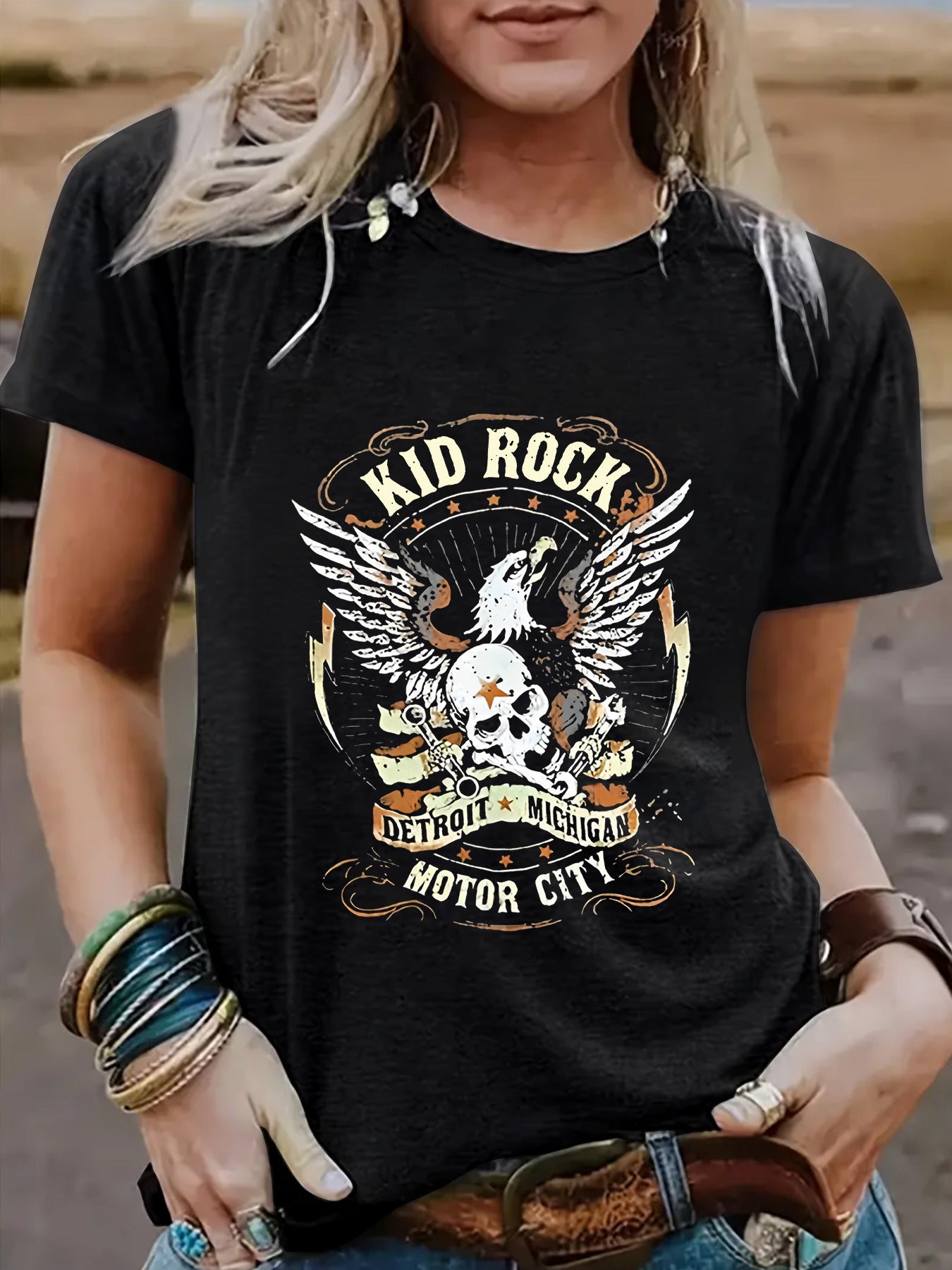 Vintage Eagle Pattern Round Neck Short Sleeved T-Shirt | Graphic Print Top for Men/Women