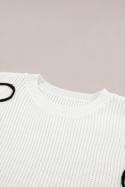 Minimalist Flower Embroidered Pullover - Stylish Knitwear for Women