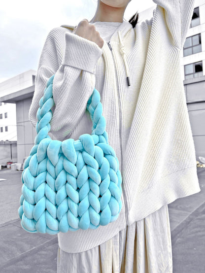 Chunky Hand-Knitted Velvet Yarn Shoulder Bag - Pink
