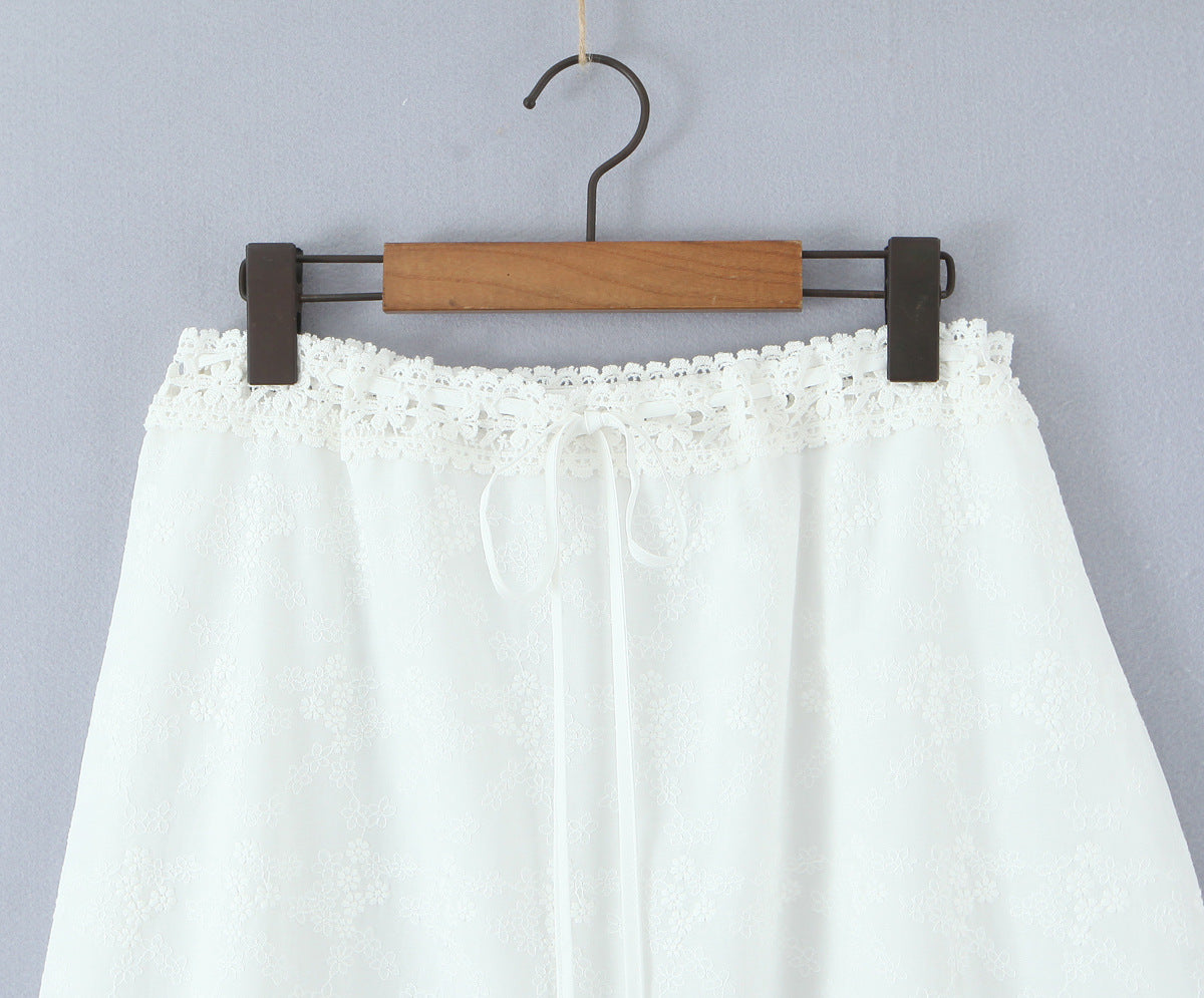 Women's Chic Lace Patchwork Maxi Skirt - Graceful White Summer Bottoms