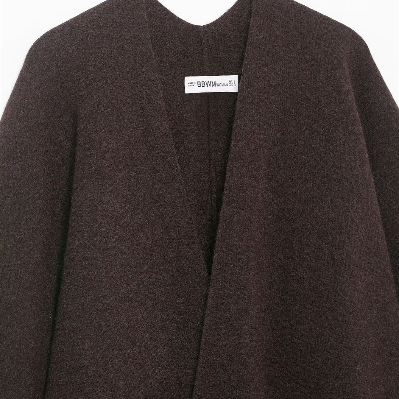 Elegant Tassel Embellished Knitted Cloak Jacket – Cozy Winter Poncho Cardigan for Women