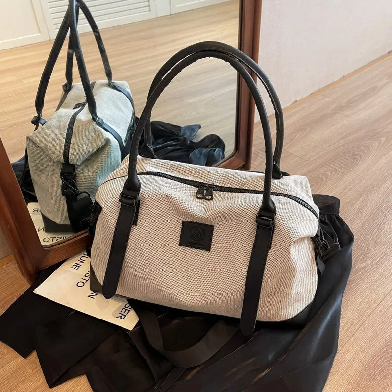 Stylish Contrast Color Travel Duffel Bag (Weekend/Gym Use)