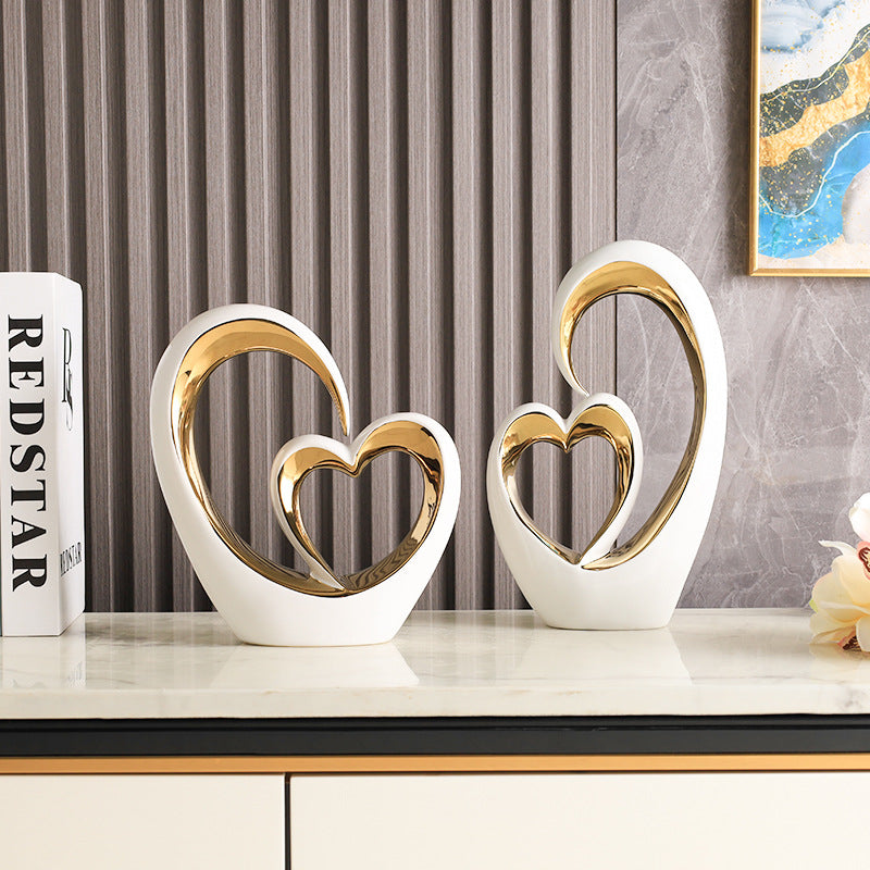 Modern Ceramic Heart-to-Heart Sculpture – Luxury Golden Abstract Love Ornament