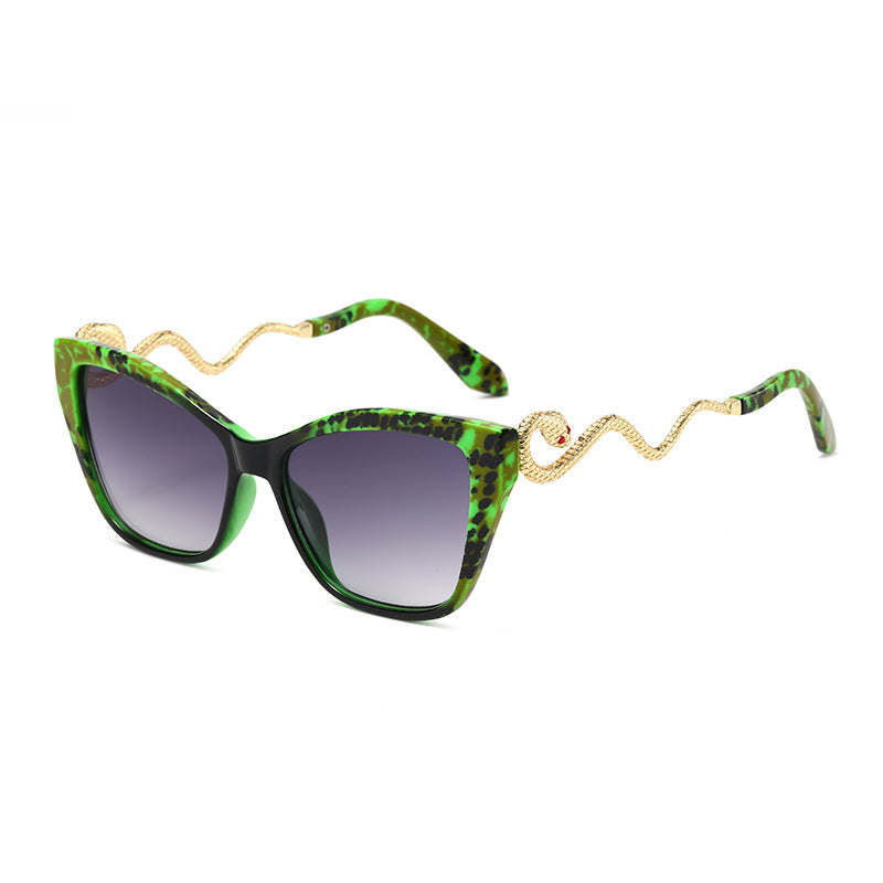 Retro Cat Eye Sunglasses with Metal Snake Temple Design | Trendy Party Shades