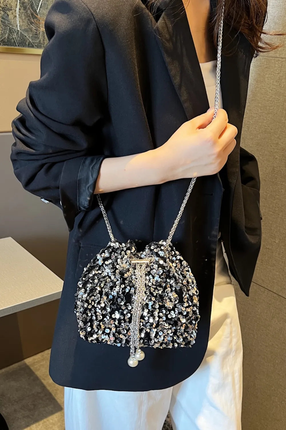 Sparkling Sequin Drawstring Bucket Bag with Chain Strap