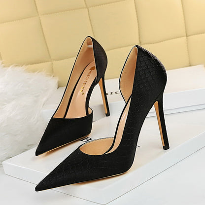 Women's Snake Pattern Silk High Heels - Thin Heeled Shallow Side Hollow Pointed Toe Pumps