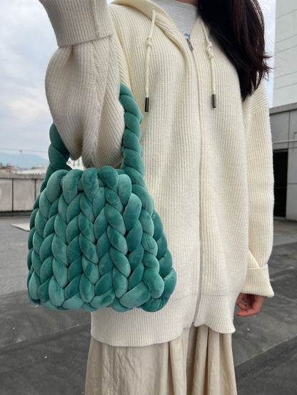 Chunky Hand-Knitted Velvet Yarn Shoulder Bag - Pink