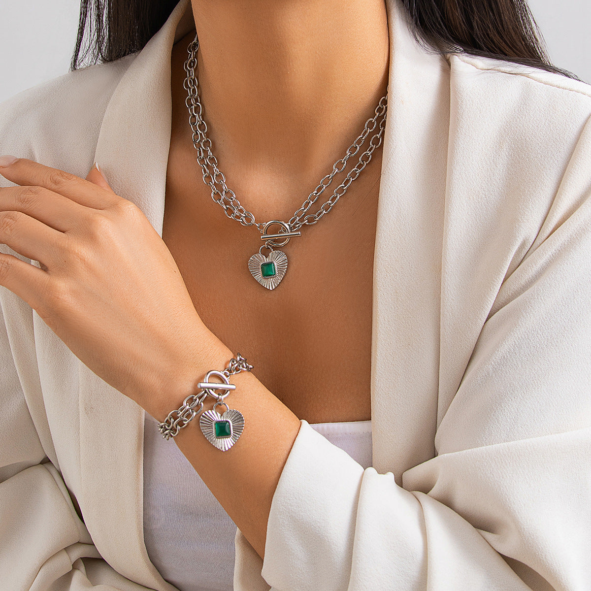 Luxury Gold Chain Heart Pendant Necklace & Bracelet Set with Green Stone