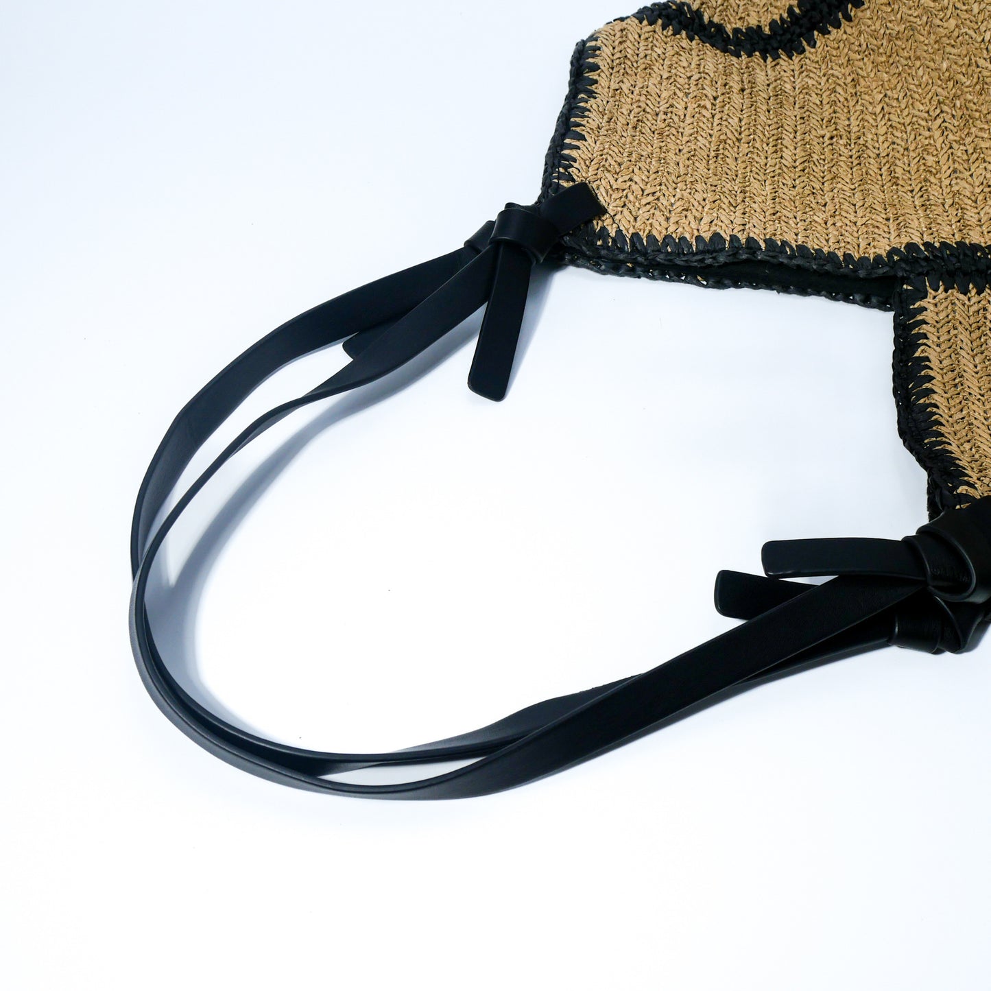 Stylish Striped Single Shoulder Woven Straw Bag