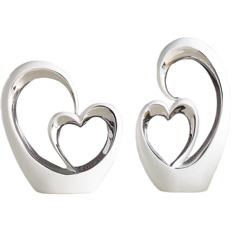 Modern Ceramic Heart-to-Heart Sculpture – Luxury Golden Abstract Love Ornament
