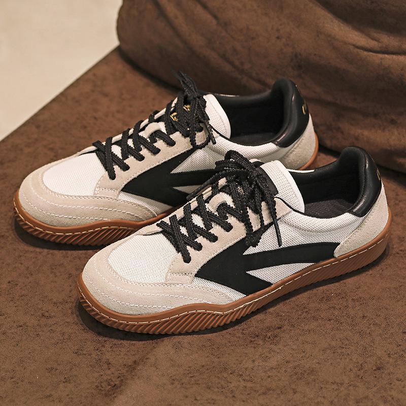 Casual Breathable Mesh Low-Top Sneakers - Comfortable Retro Trainer Shoes for Men & Women