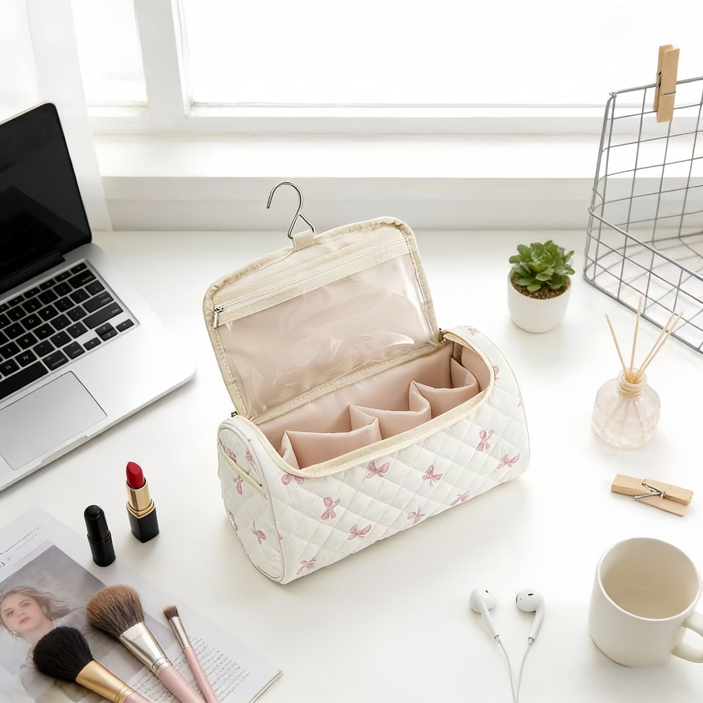 Hanging Quilted Floral Cosmetic Bag - Large Capacity Travel Toiletry Storage Organizer