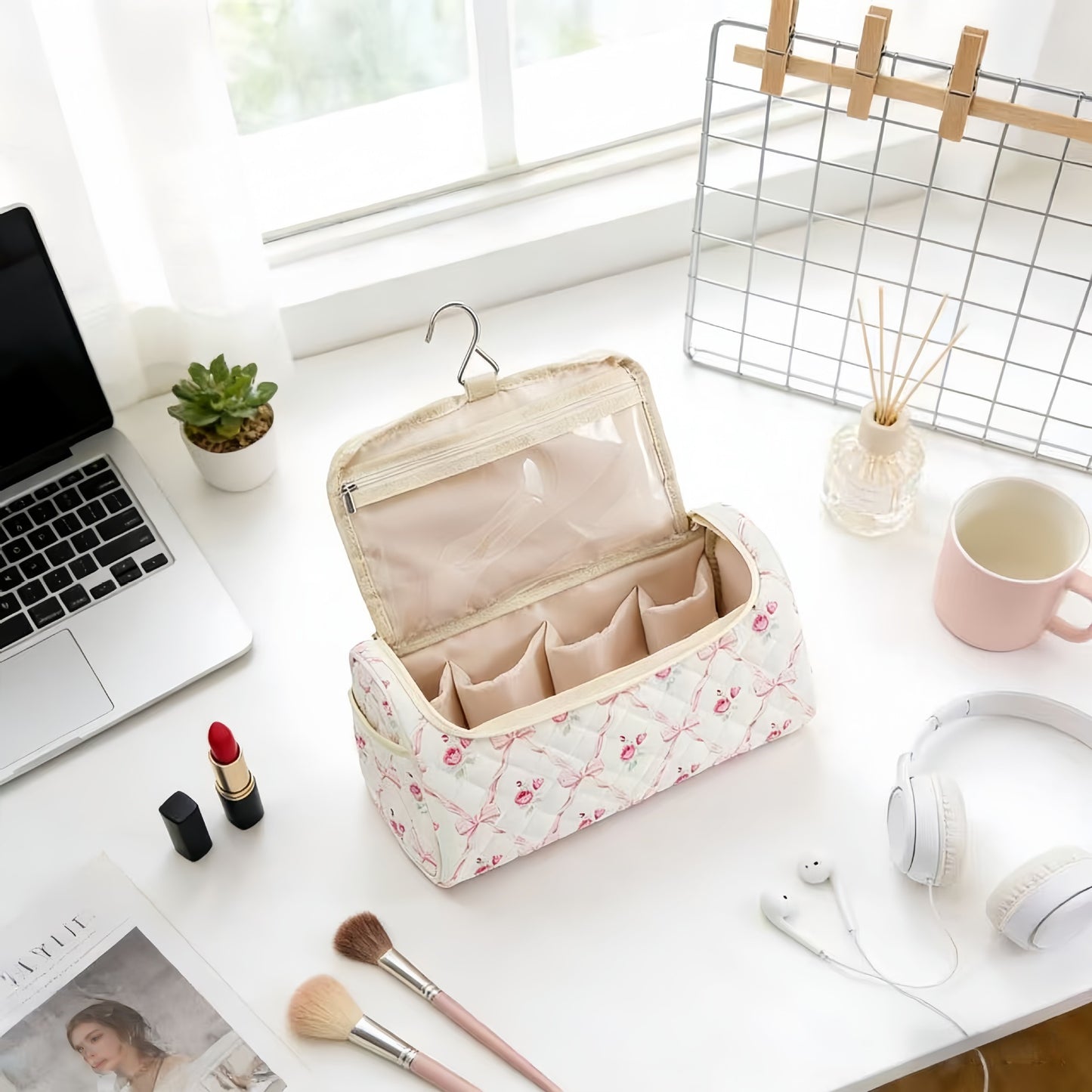 Hanging Quilted Floral Cosmetic Bag - Large Capacity Travel Toiletry Storage Organizer