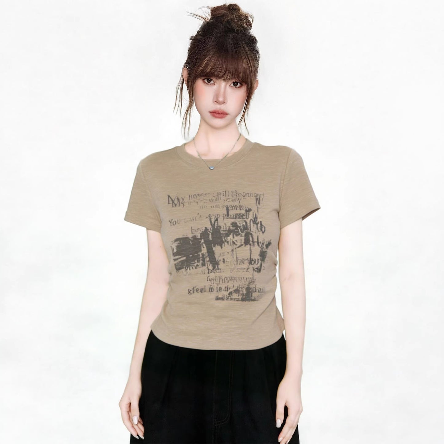 Summer Fashion Round Neck Fitted Tee - Retro Graphic Top for Women