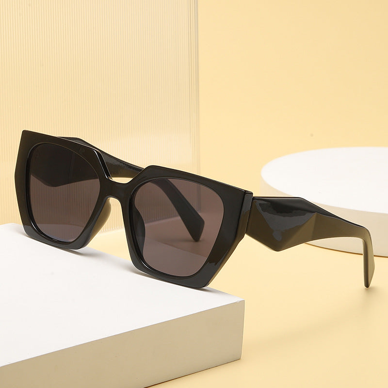 New Fashion Cat-Eye Wide Temple Sunglasses for Women