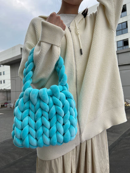 Chunky Hand-Knitted Velvet Yarn Shoulder Bag - Pink