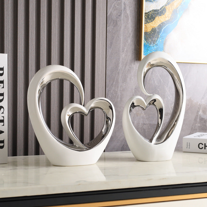 Modern Ceramic Heart-to-Heart Sculpture – Luxury Golden Abstract Love Ornament