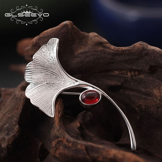 Luxury 925 Sterling Silver Ginkgo Biloba Leaf Brooch with Natural Garnet / Fine Jewellery Pin for Women
