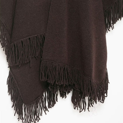 Elegant Tassel Embellished Knitted Cloak Jacket – Cozy Winter Poncho Cardigan for Women