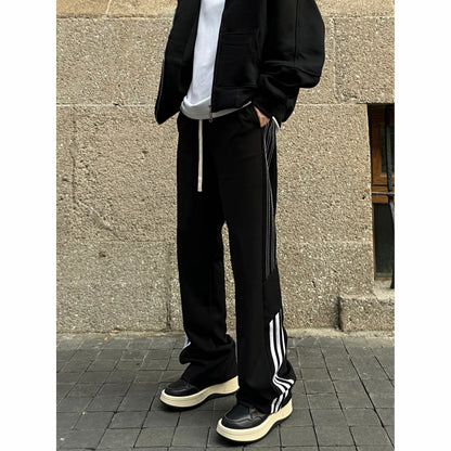 Urban Track Style Loose Sports Pants – Trendy Striped Wide-Leg Joggers for Men & Women