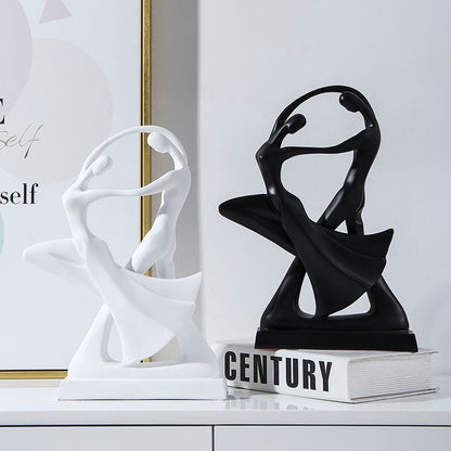 Creative Artistic Figure Ornament – Luxury Black Abstract Figurine for Living Room