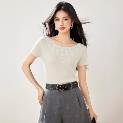 Elegant Beaded Round Neck Knit T-Shirt - Chic Slim Fit Women's Top