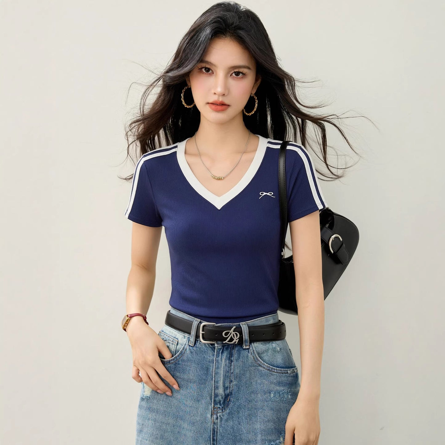 White V-Neck Bow Tie Knit T-Shirt - Waist-Cinching Short Sleeve Top