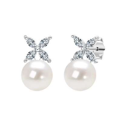 Elegant S925 Silver Freshwater Pearl Flower Stud Earrings