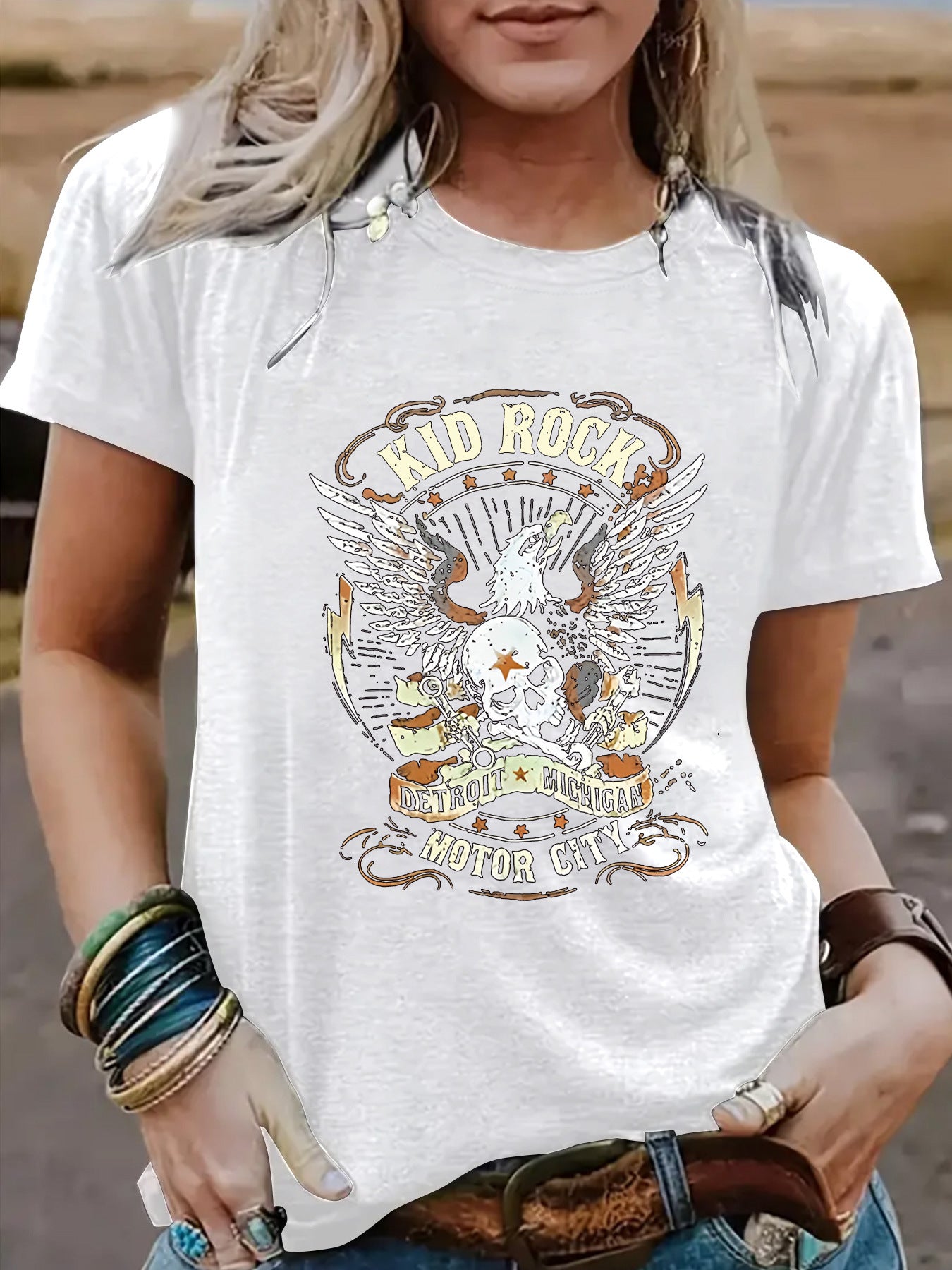 Vintage Eagle Pattern Round Neck Short Sleeved T-Shirt | Graphic Print Top for Men/Women