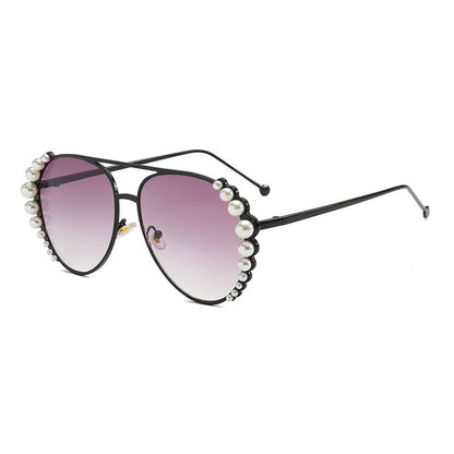 Women’s Fashion Pearl Detail Sunglasses | Stylish Gradient Lens Driving Glasses