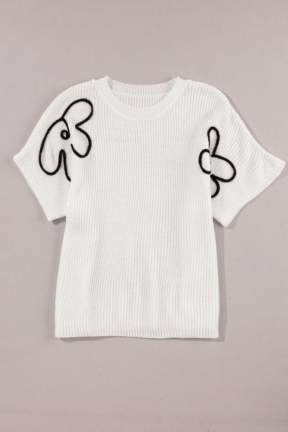 Minimalist Flower Embroidered Pullover - Stylish Knitwear for Women